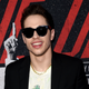 Illustration for article titled Pete Davidson teases SNL departure, says the show treats him like a "big dumb idiot"
